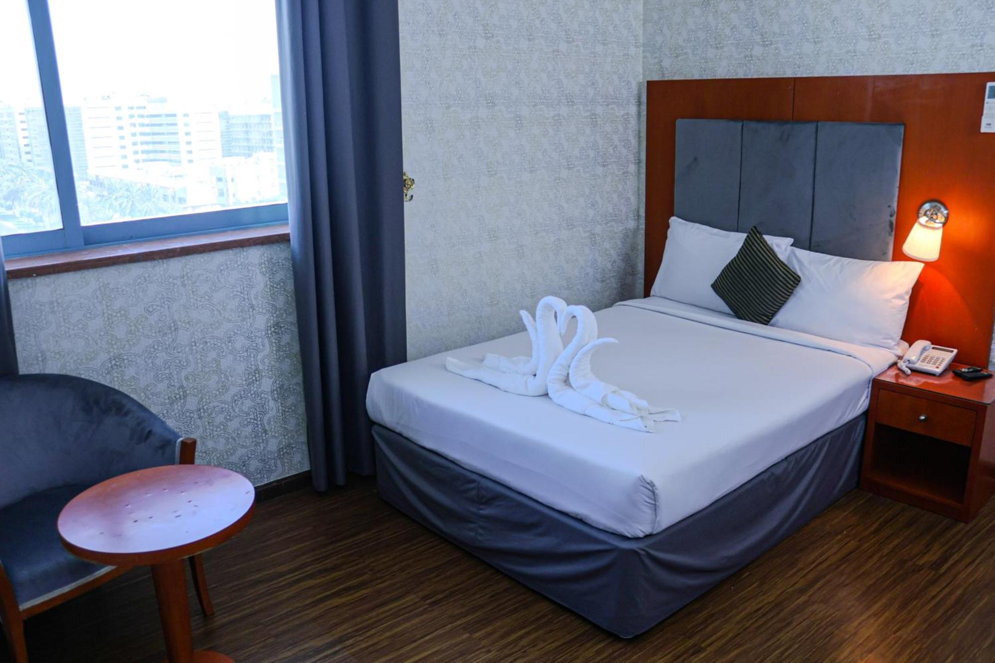 Boonmax Hotel Dubai Exterior foto